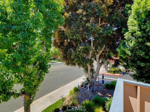 640 N Brea 68 , Brea, CA