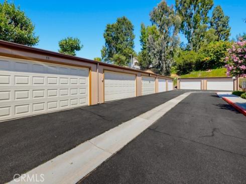 640 N Brea 68 , Brea, CA