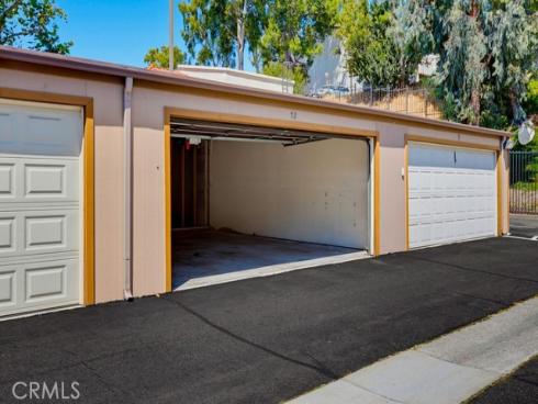 640 N Brea 68 , Brea, CA