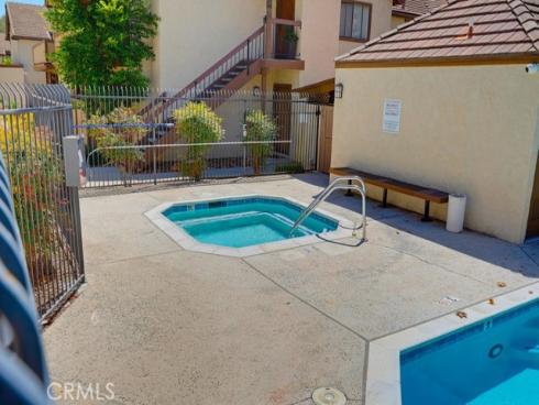 640 N Brea 68 , Brea, CA