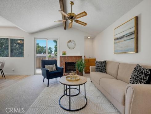 640 N Brea 68 , Brea, CA