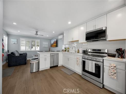 325  Delphia   Avenue, Brea, CA