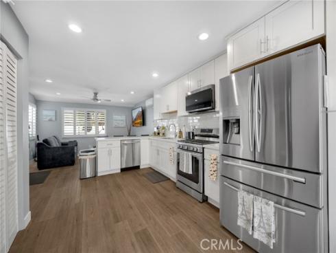 325  Delphia   Avenue, Brea, CA