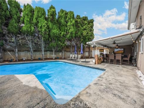 325  Delphia   Avenue, Brea, CA
