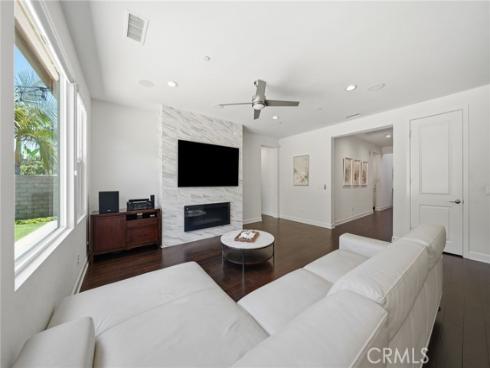 2829 Alamitos Rd , Brea, CA
