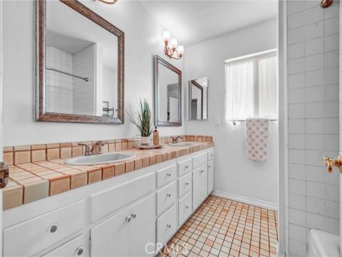 404 Juniper , Brea, CA