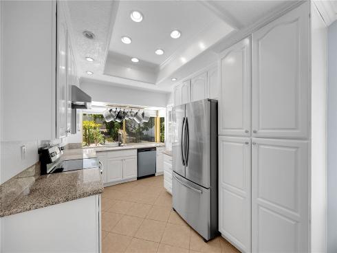 462 Castlegate , Brea, CA
