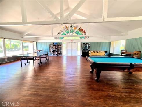 462 Castlegate , Brea, CA