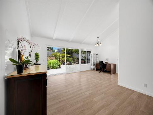 462 Castlegate , Brea, CA