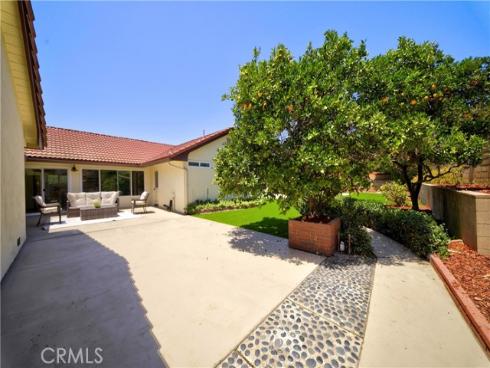 1319 Las Lomas , Brea, CA