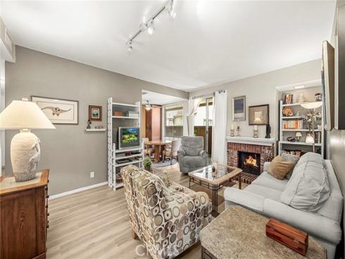 600 N Brea  43  Boulevard, Brea, CA