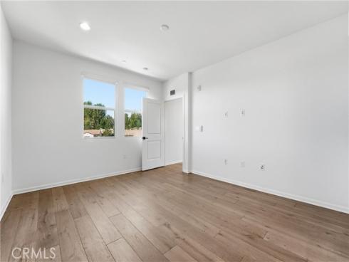 220 Buena Vida 308 Drive, Brea, CA