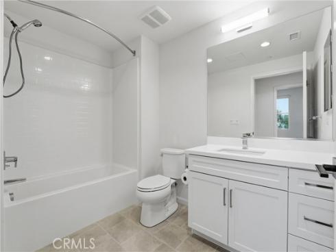220 Buena Vida 308 Drive, Brea, CA
