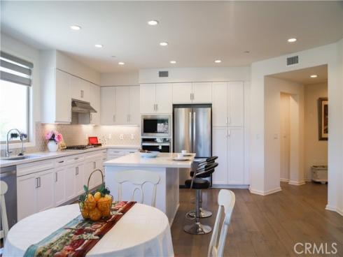 220 Buena Vida 308 Drive, Brea, CA