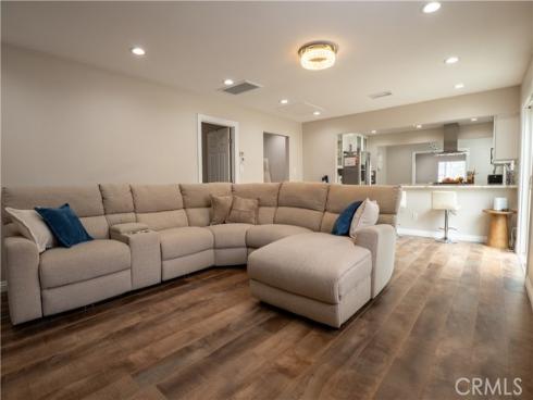 7041 Indiana , Buena Park, CA