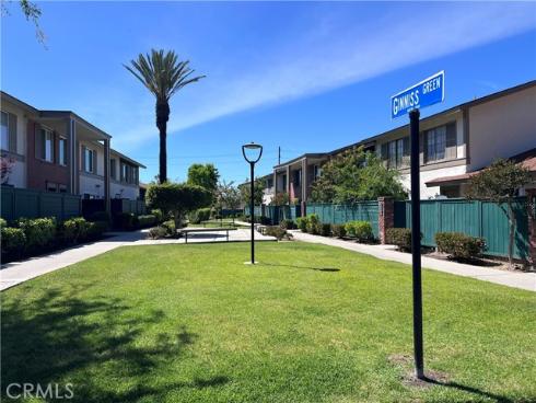 8221 Ginnis Green , Buena Park, CA