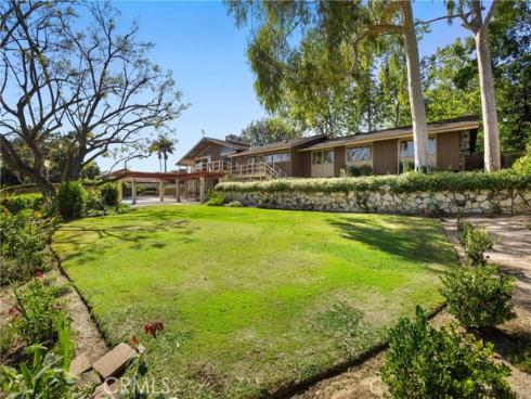 8780 Hillcrest Road, Buena Park, CA