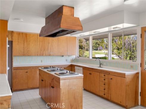 8780 Hillcrest Road, Buena Park, CA