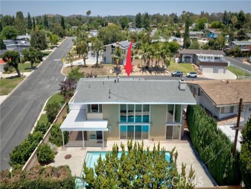 8820 Meadowbrook , Buena Park, CA