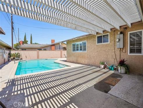 6054  San Rolando  , Buena Park, CA
