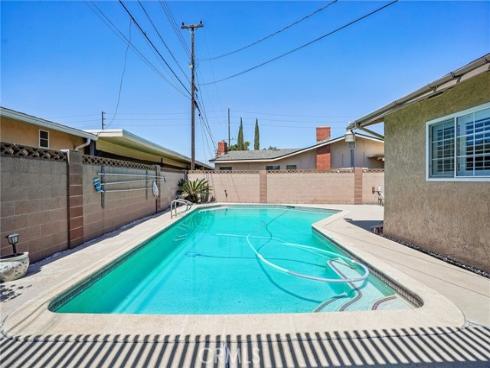 6054  San Rolando  , Buena Park, CA