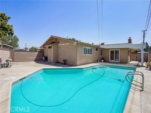6054  San Rolando  , Buena Park, CA