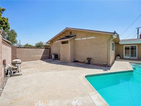 6054  San Rolando  , Buena Park, CA