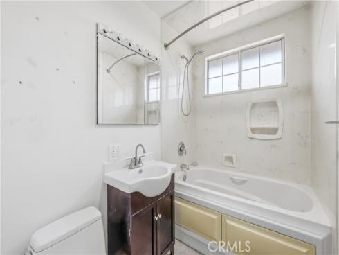 8082  San Heron  , Buena Park, CA
