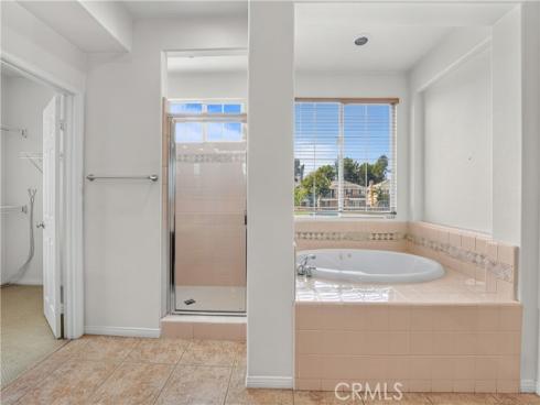 28 Lakeside , Buena Park, CA