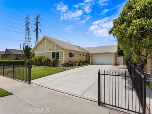7689 Holder , Buena Park, CA