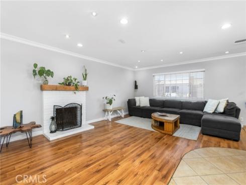 7689 Holder , Buena Park, CA
