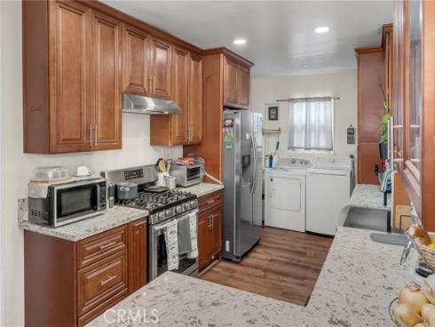 6861  Naomi   Avenue, Buena Park, CA