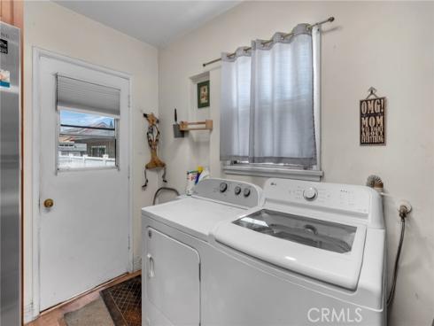 6861  Naomi   Avenue, Buena Park, CA