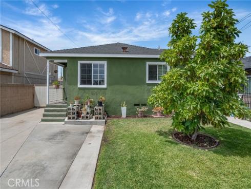6861  Naomi   Avenue, Buena Park, CA
