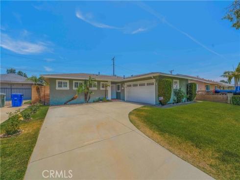 7442 Santa Domingo , Buena Park, CA