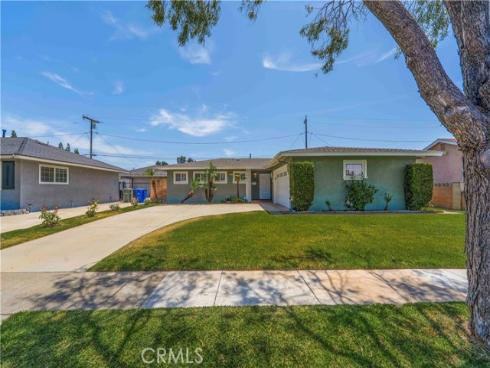 7442 Santa Domingo , Buena Park, CA
