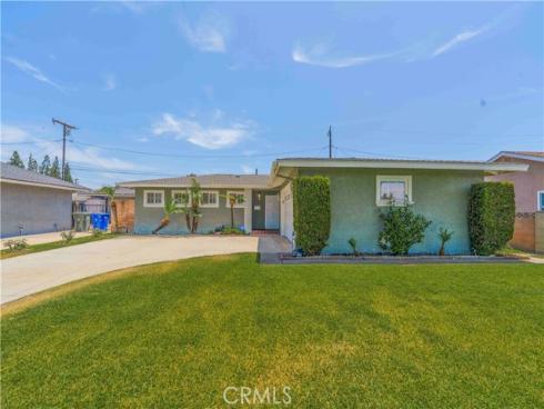 7442 Santa Domingo , Buena Park, CA