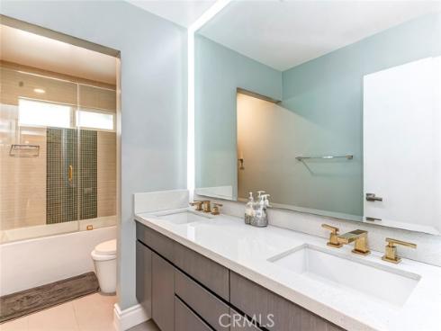 8815 Los Coyotes , Buena Park, CA