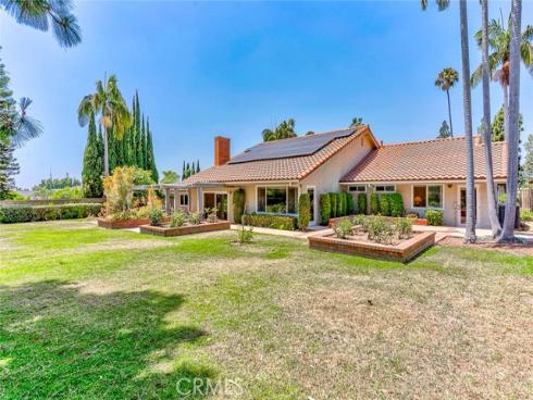 8815 Los Coyotes , Buena Park, CA