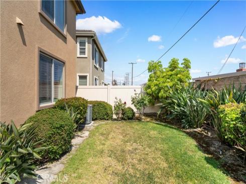 829 Lincoln Glen Drive, Buena Park, CA