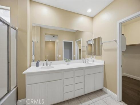 5 Woodlake , Buena Park, CA