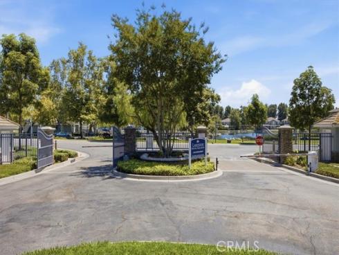 5 Woodlake , Buena Park, CA