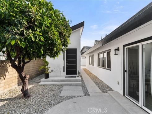 8601 Links Road, Buena Park, CA