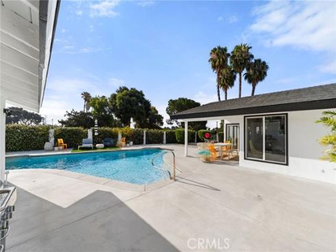 8601 Links Road, Buena Park, CA