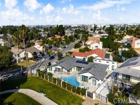 8601 Links Road, Buena Park, CA
