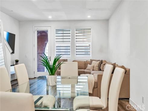 5919  Spring  , Buena Park, CA