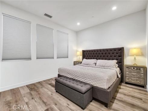 5919  Spring  , Buena Park, CA