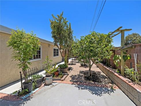 8407 Locust , Buena Park, CA