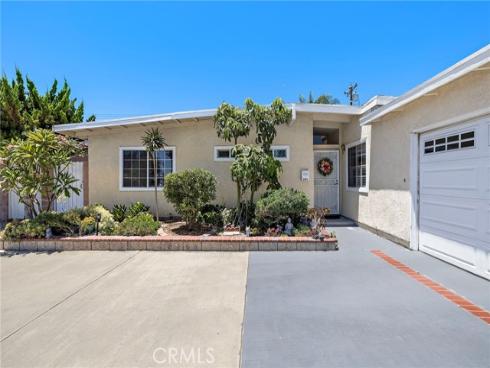 8407 Locust , Buena Park, CA