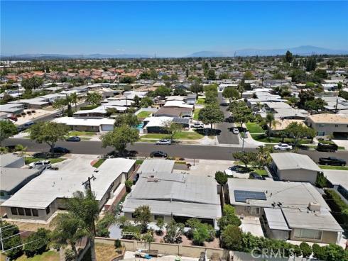 8407 Locust , Buena Park, CA